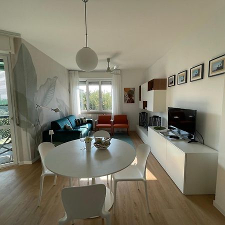 Appartamento Con Vista Lago Toscolano Maderno Bagian luar foto