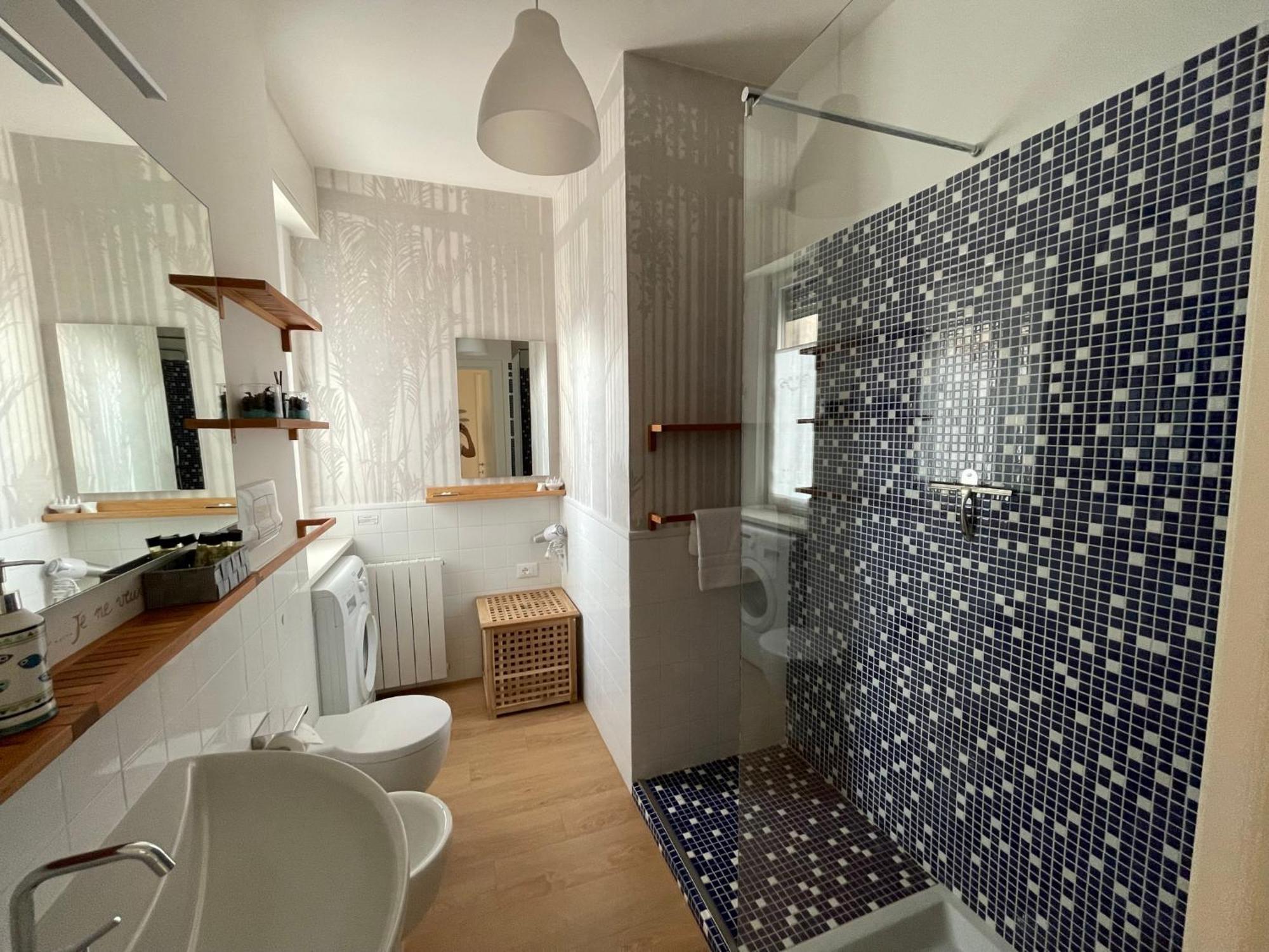 Appartamento Con Vista Lago Toscolano Maderno Bagian luar foto