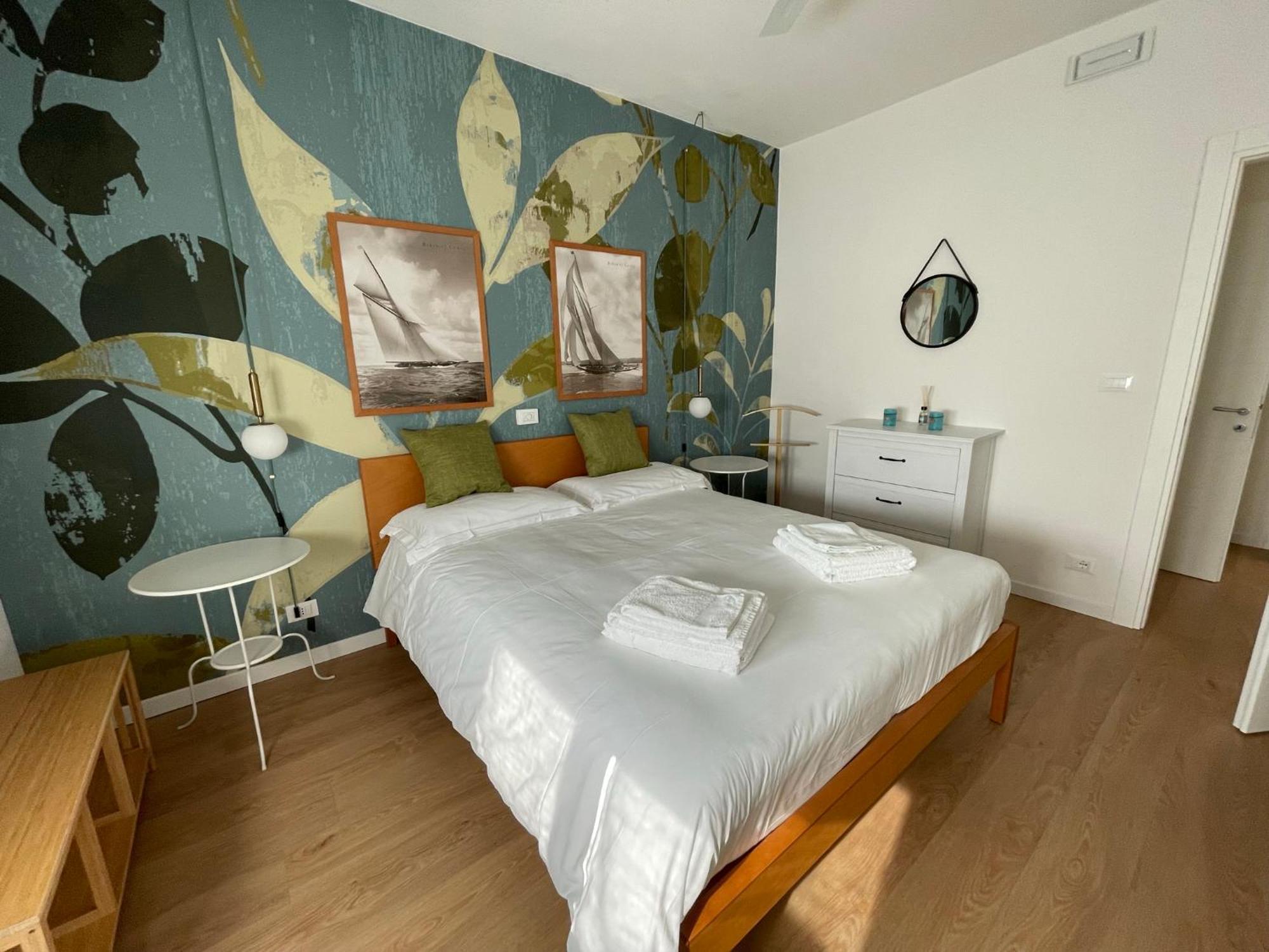 Appartamento Con Vista Lago Toscolano Maderno Bagian luar foto